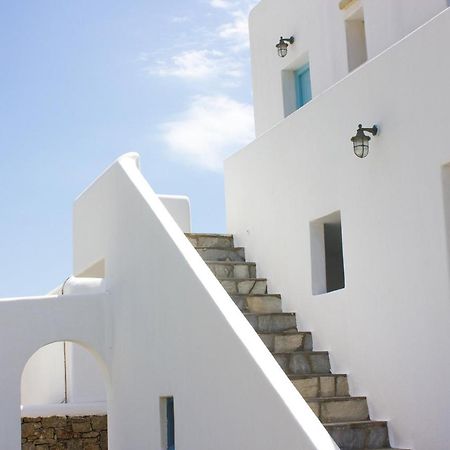 Eleftheria Hotel & Apartments Орнос Екстериор снимка