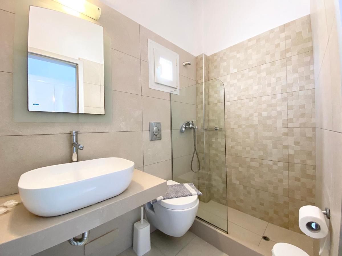 Eleftheria Hotel & Apartments Орнос Екстериор снимка