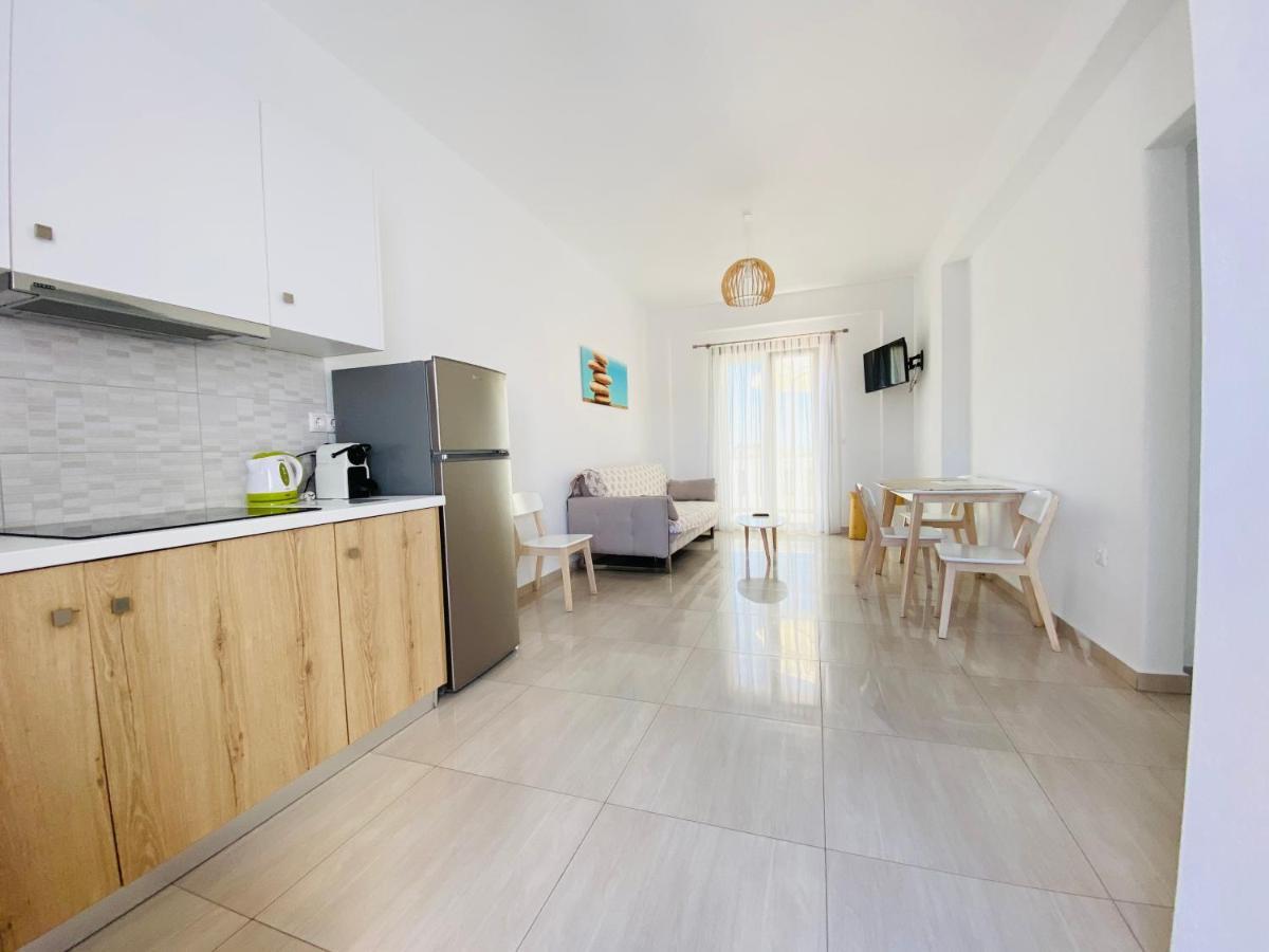 Eleftheria Hotel & Apartments Орнос Екстериор снимка
