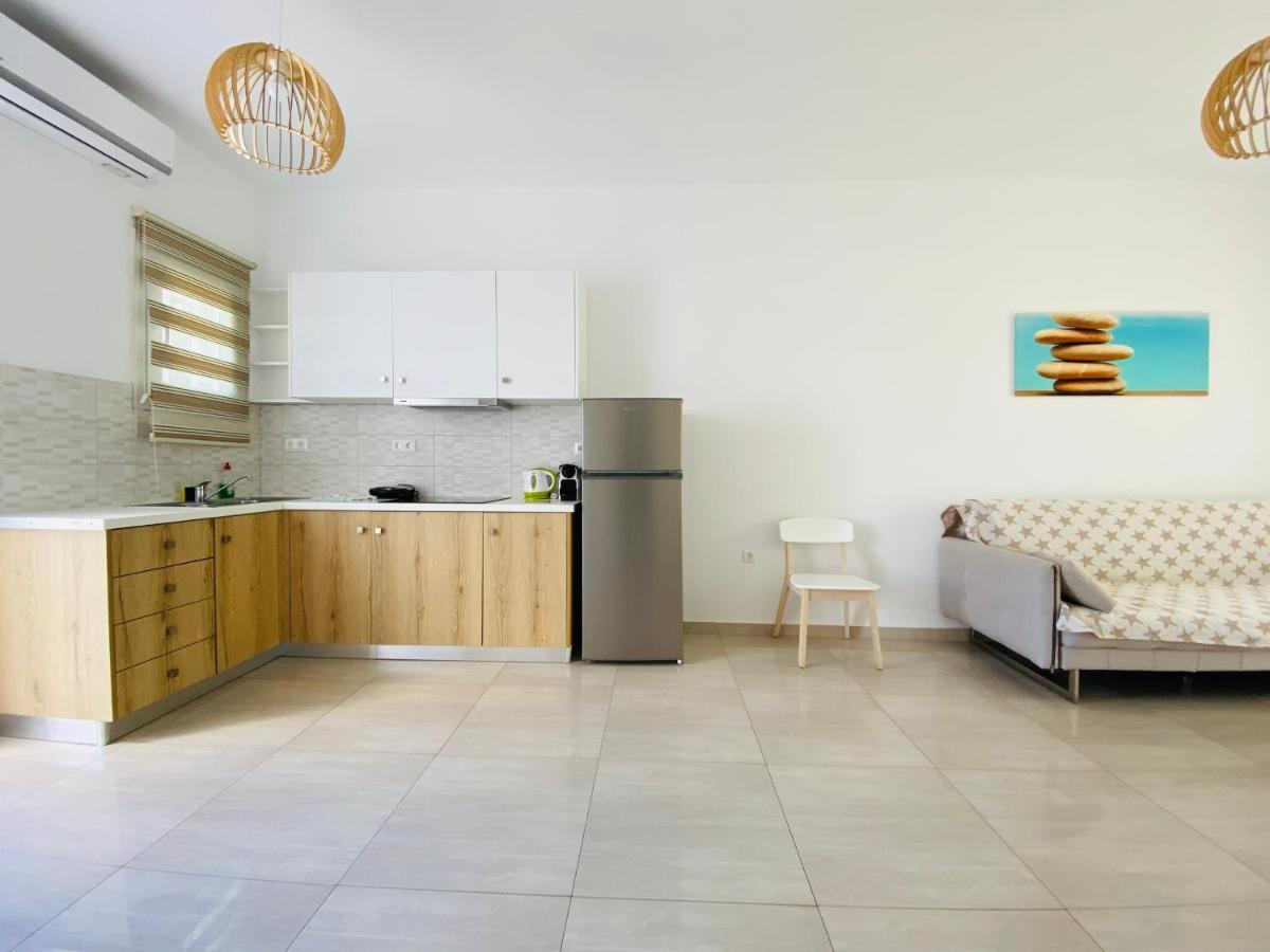 Eleftheria Hotel & Apartments Орнос Екстериор снимка